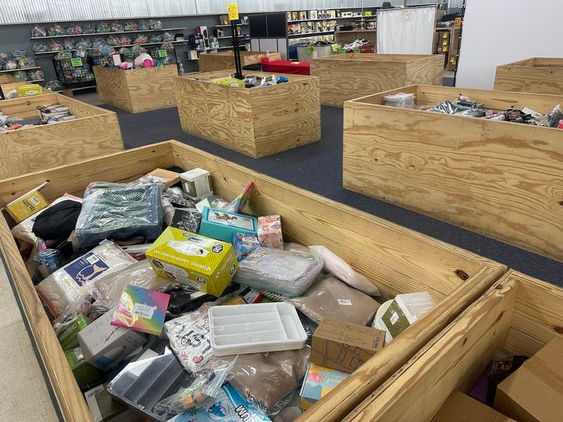 Unbelievably Cheap Ohio Bin Store That Makes You Do A Double Look - Decor Hint First Visit Hacks