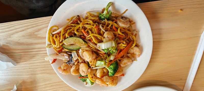 You'll Understand The Hype After Trying These 10 North Carolina Buffets - Decor Hint Bamboo Garden Asian Buffet