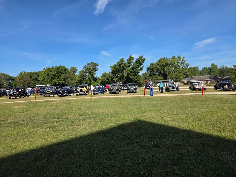Summer Nights Come Alive At Indiana's Largest Drive In - Decor Hint Rockport Family Tradition