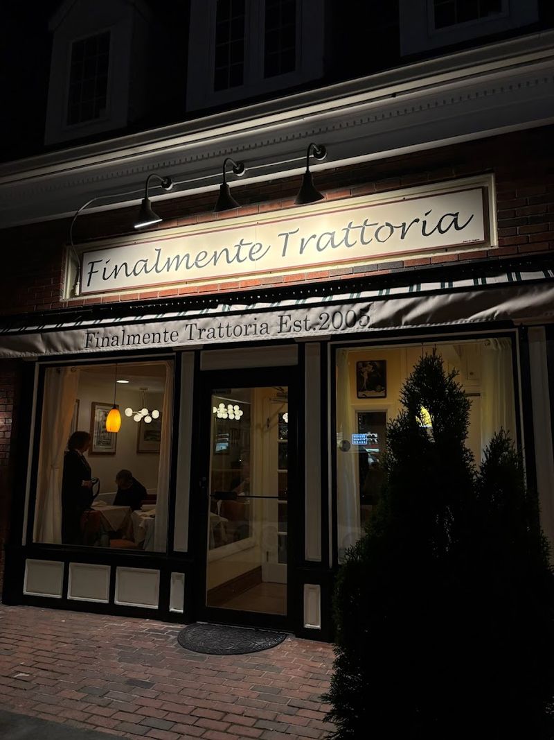 Finalmente Trattoria, Westport