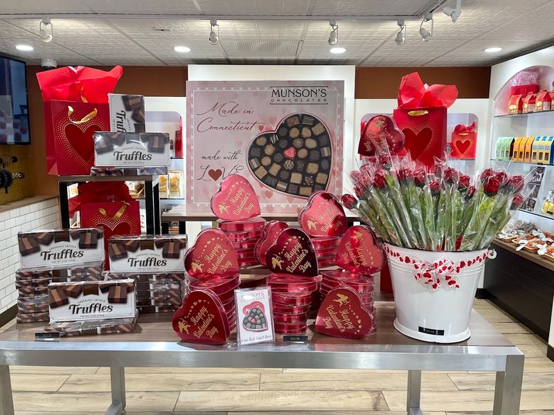 A Perfect Detour For Gifts And Little Indulgences