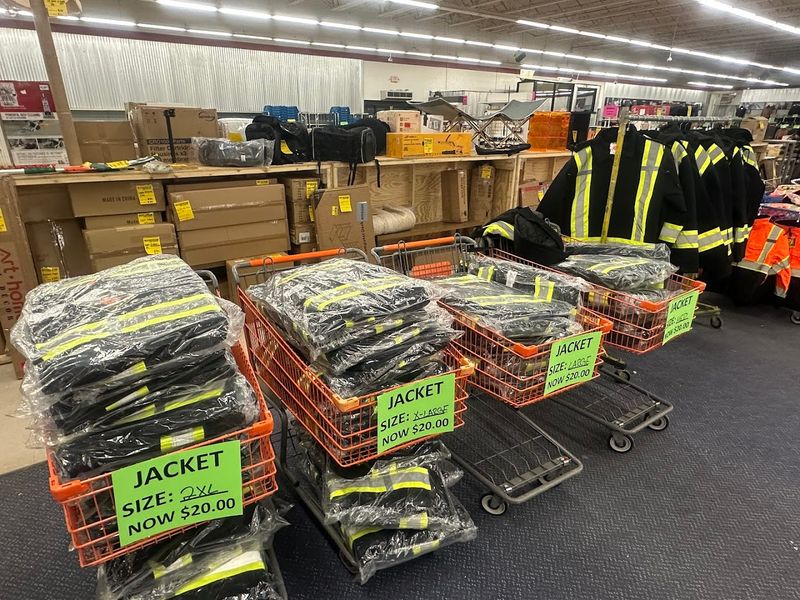 Unbelievably Cheap Ohio Bin Store That Makes You Do A Double Look - Decor Hint Shopper’s Secret Spot