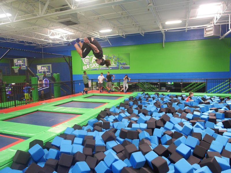 11 Massive Indoor Playgrounds In California That Are Incredibly Fun For All Ages - Decor Hint Rebounderz Indoor Trampoline Arena, Rohnert Park