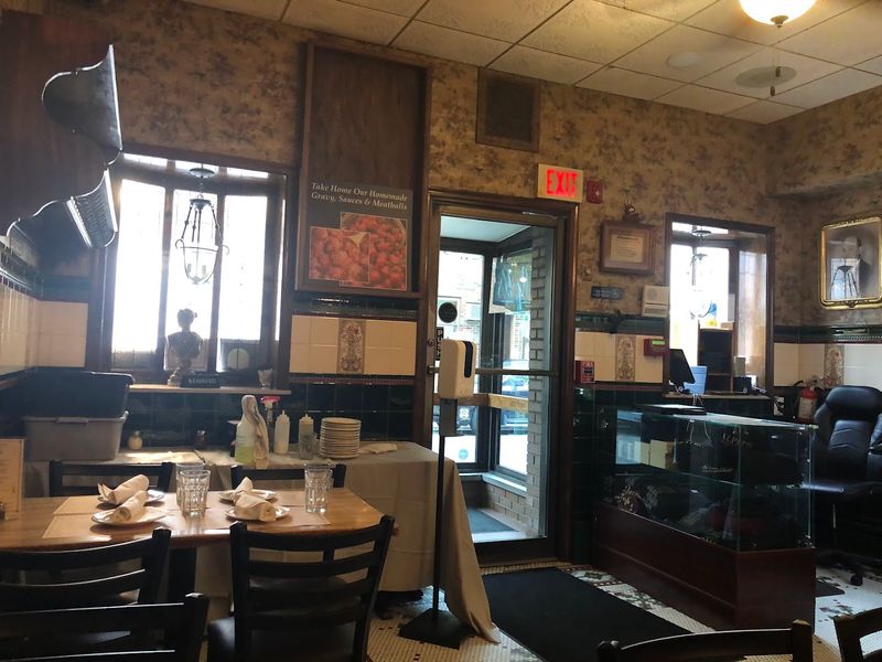 Ralph's Italian Restaurant