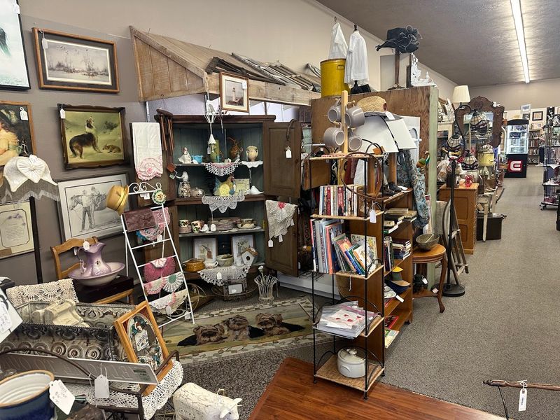 Main Street Mercantile And Antiques
