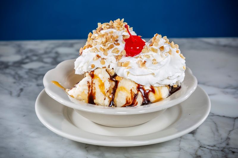 11 Pennsylvania Diners That Locals Know Are Unmissable - Decor Hint 83 Diner