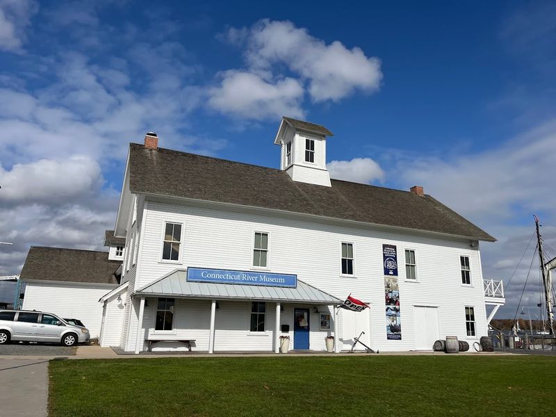 Connecticut River Museum