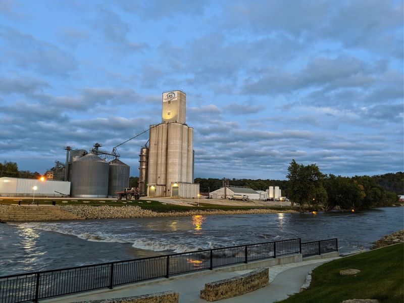 Elkader