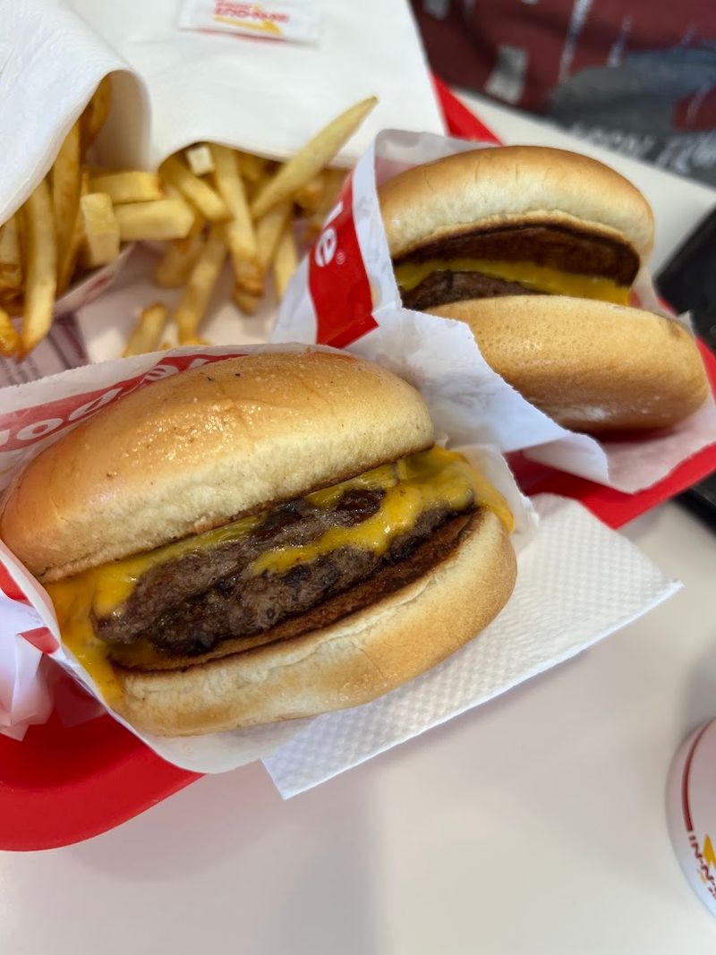 In-N-Out Secret Menu Picks Idaho Locals Know By Heart - Decor Hint Extra Toasted Bun