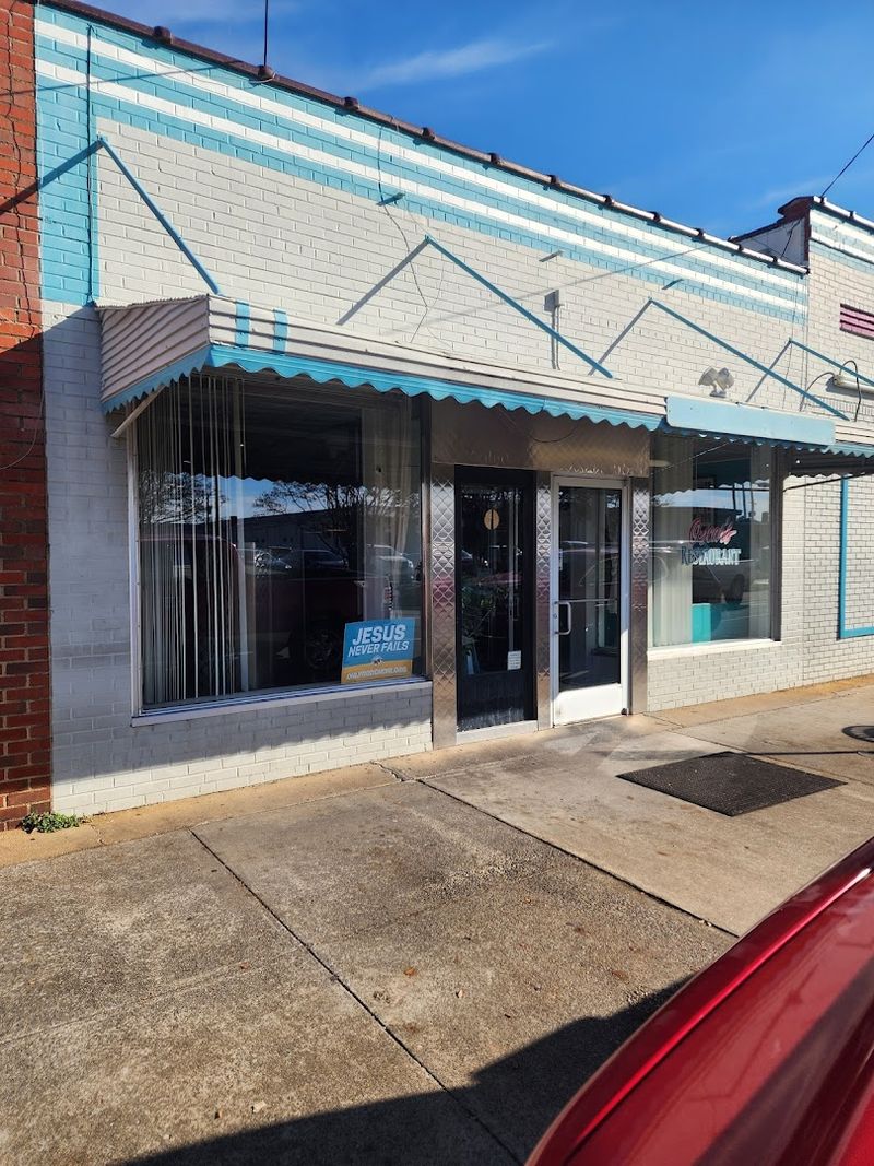 Planning Your Visit To Oscar's