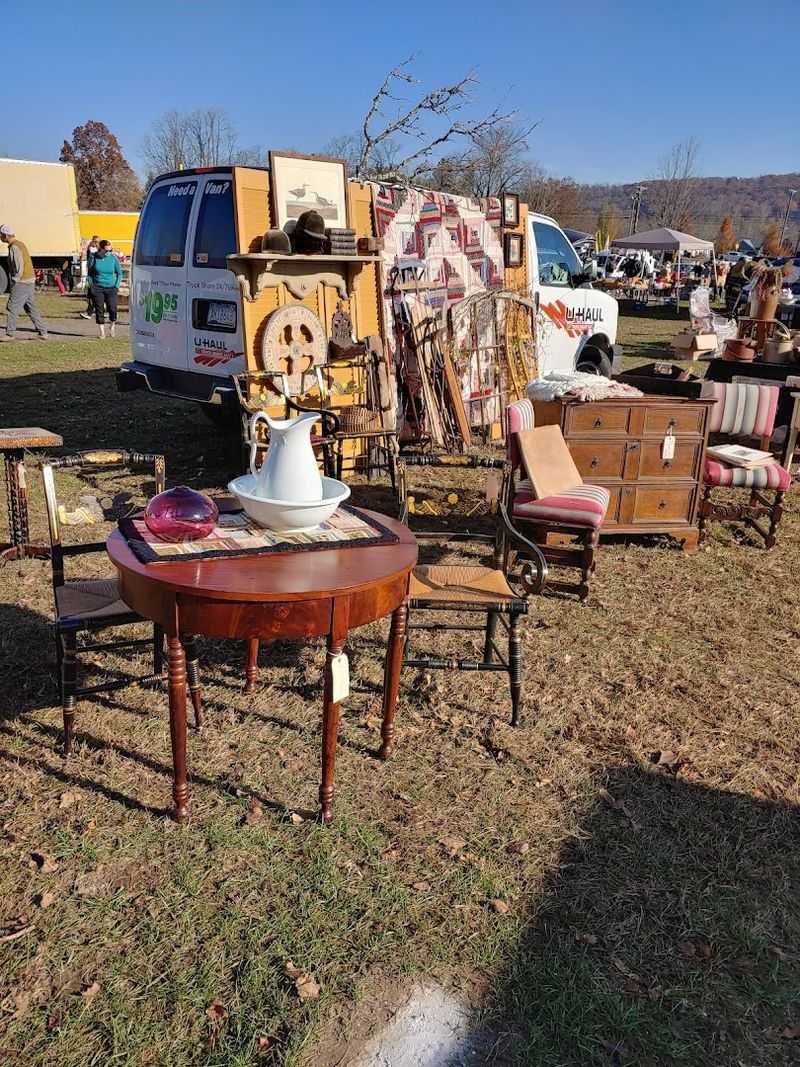 The Best Antique And Vintage Treasures Worth Hunting