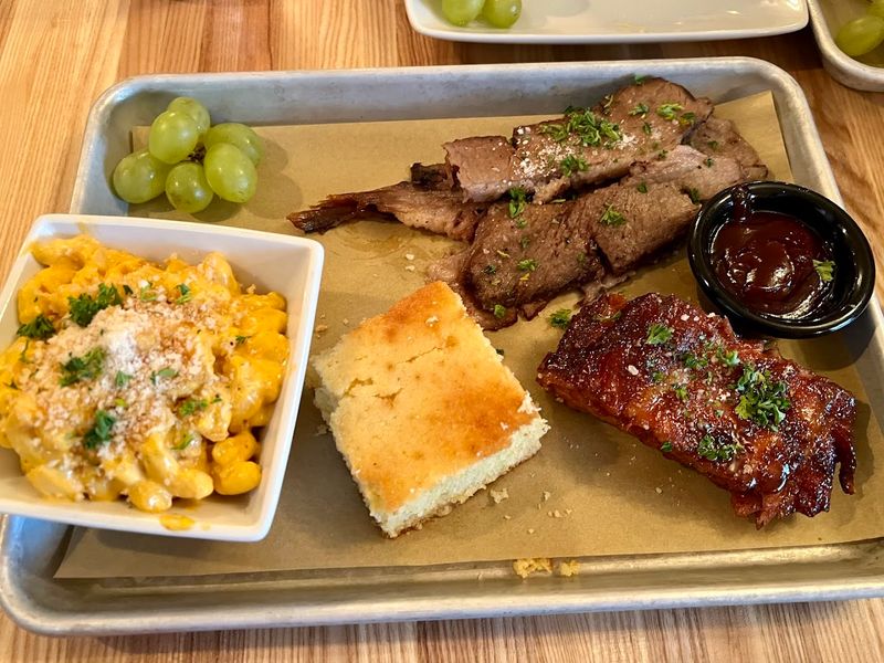 Red's Smokehouse