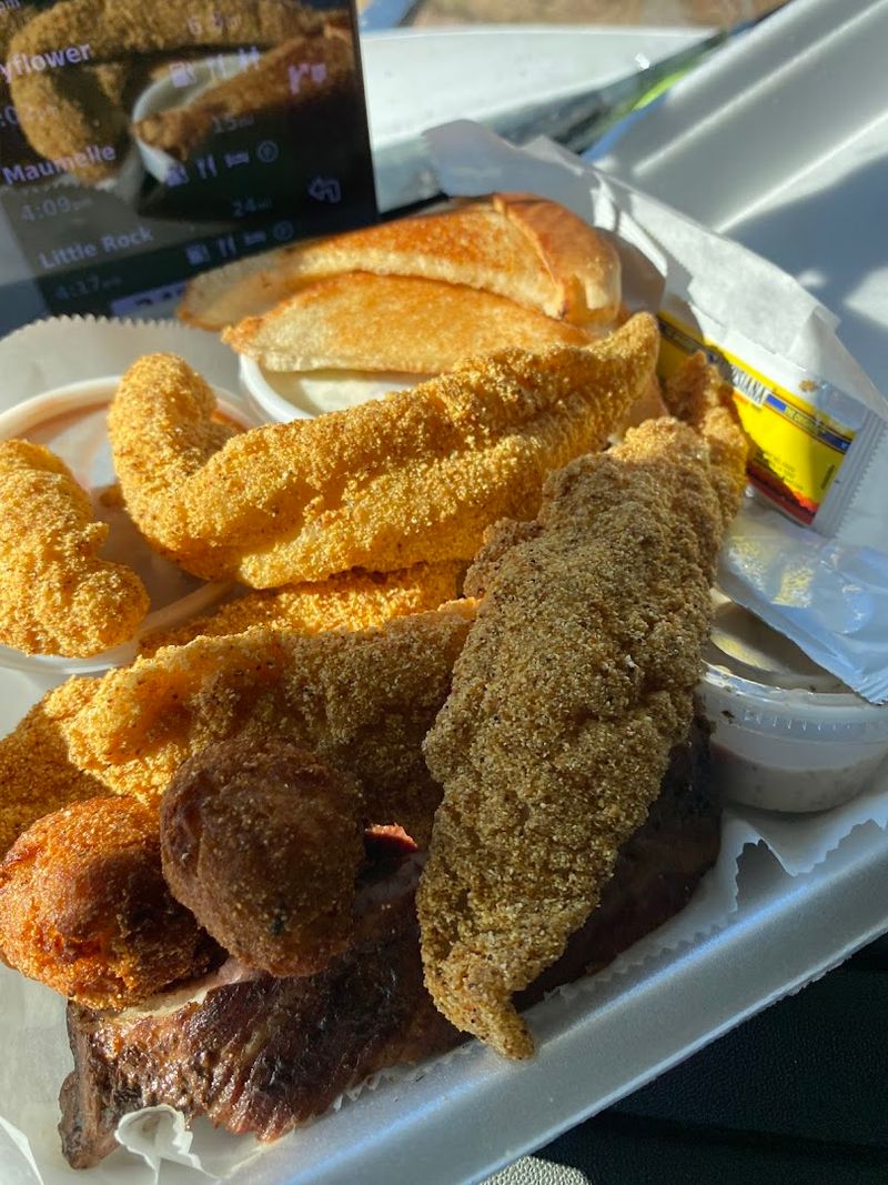 This Arkansas Food Truck Has People Leaving The Highway Just To Track It Down - Decor Hint Why People Keep Making The Drive