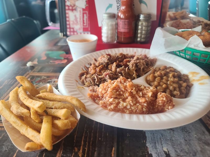 12 North Carolina BBQ Plates That Turn First-Time Visitors Into Regulars - Decor Hint Red Bridges Barbecue Lodge