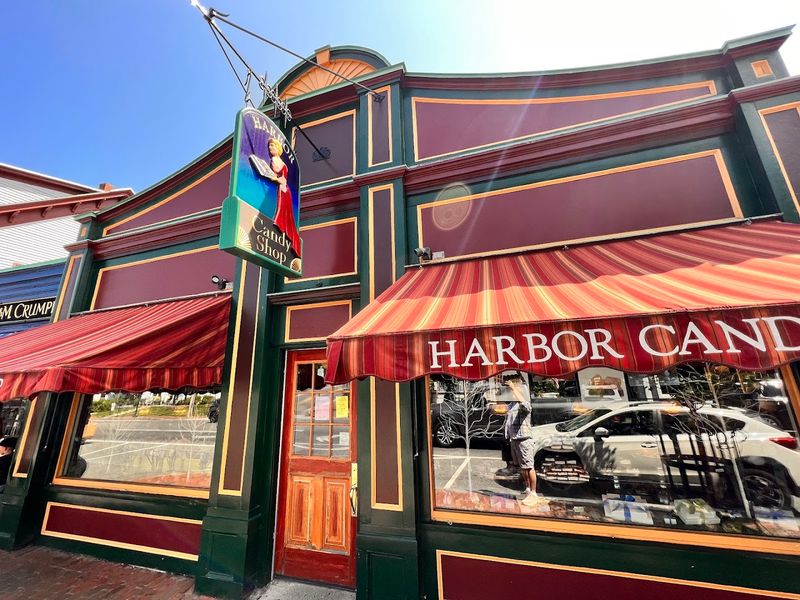Harbor Candy Shop
