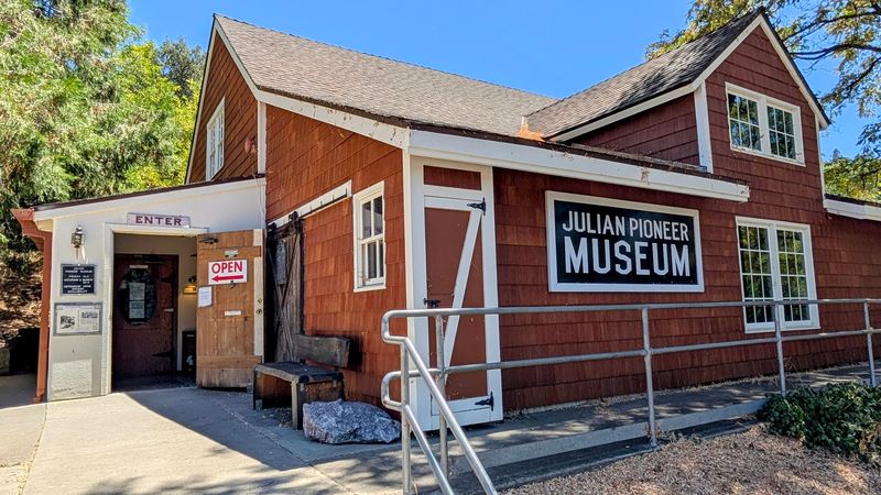 A Self-Guided History Walk Connects The Town's Past And Present