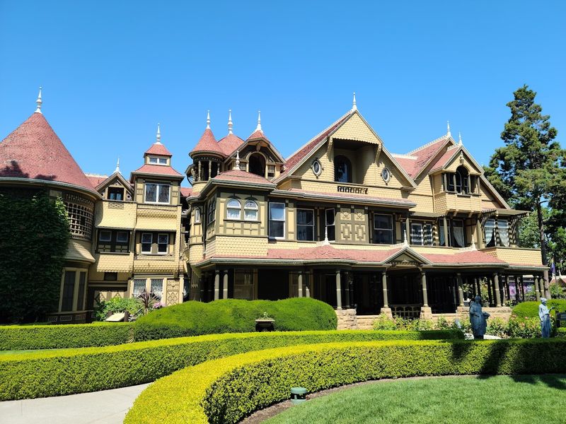 12 Quirky California Museums That Will Leave You Scratching Your Head - Decor Hint Winchester Mystery House, San Jose