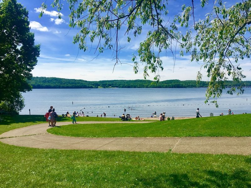Moraine State Park