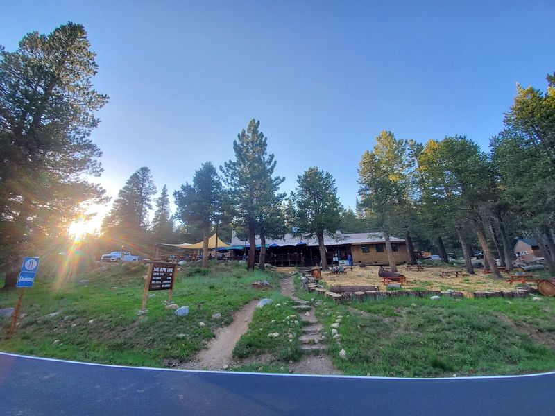 Lake Alpine West Shore Campground