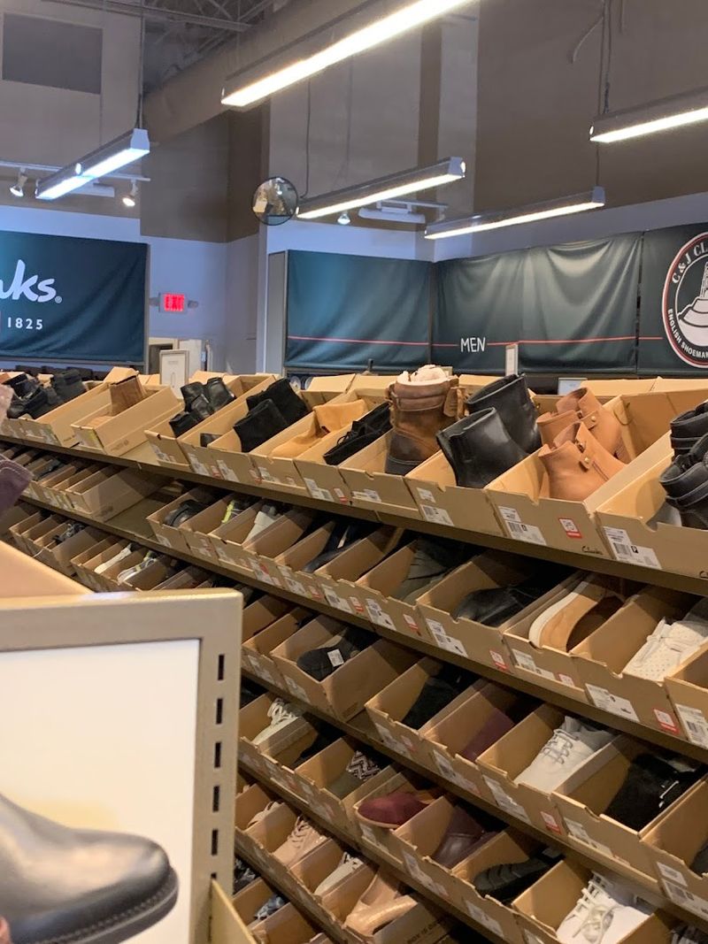 Clarks Bostonian Outlet