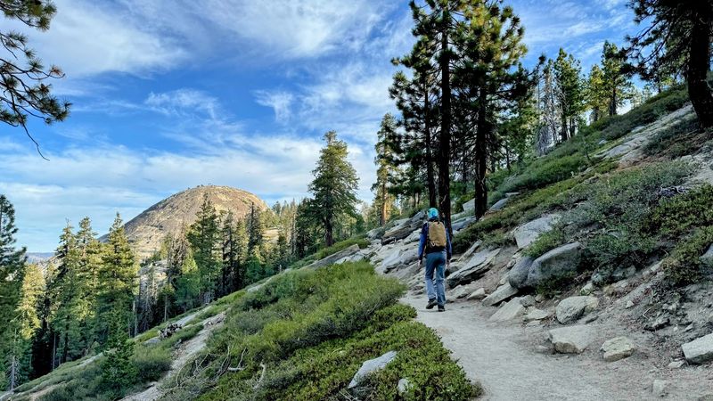You Haven't Explored California Until You've Hiked This 2.2-Mile Trail With Million-Dollar Vistas - Decor Hint Trail Length And Difficulty Level