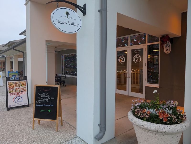 Corridor Z Kitchen & Cocktails