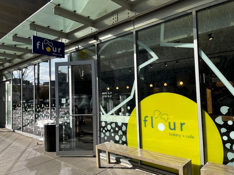 10 Massachusetts Bakeries And Cafés That Make Mornings Feel Perfect - Decor Hint Flour Bakery + Cafe