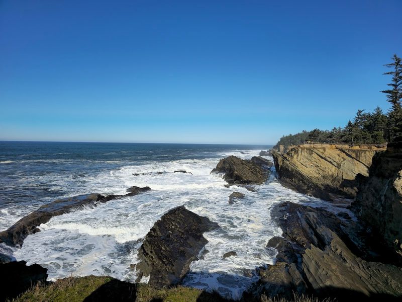10 Unexpected Places In Oregon That Are Almost Too Gorgeous To Believe - Decor Hint Shore Acres State Park