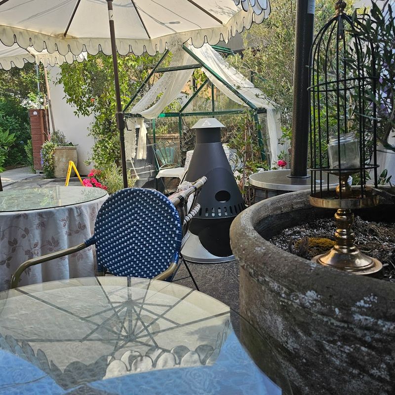 Lady Byrd Café, Los Angeles