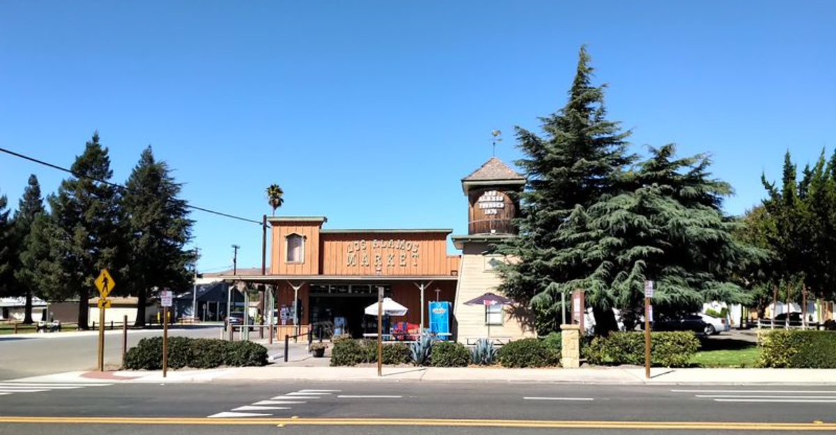 14 California Small Towns With Quirky Shops And A Lot Of Personality - Decor Hint