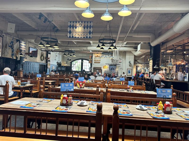 Hofbräuhaus - Newport