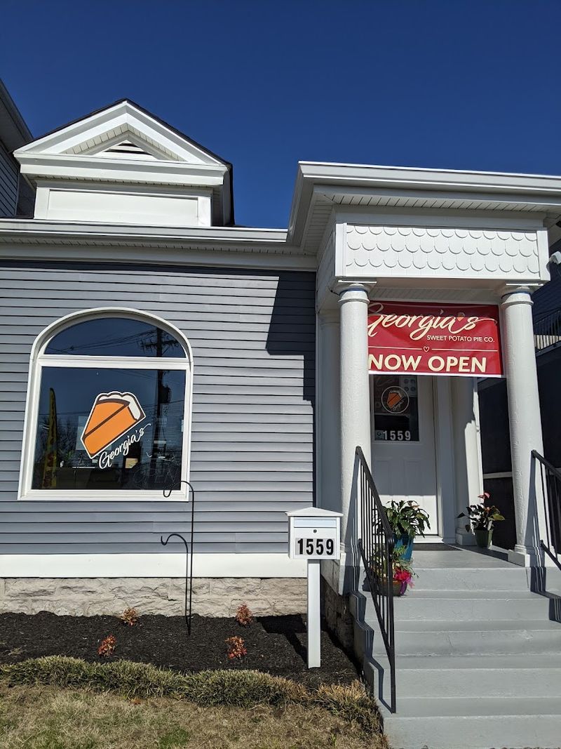 Georgia's Sweet Potato Pie Company & Dessert Lounge