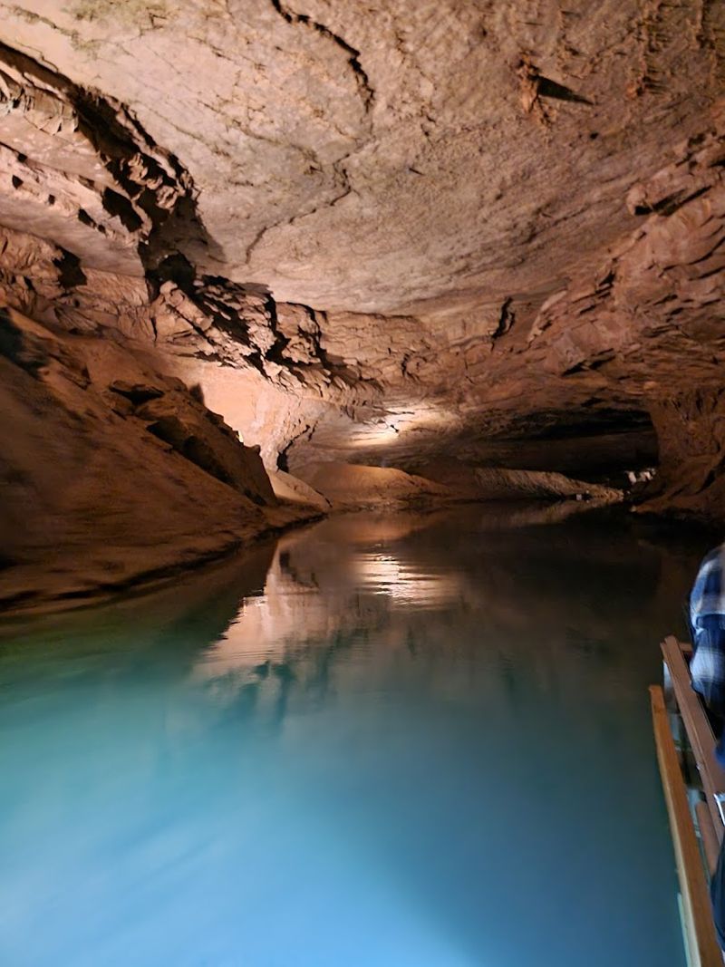 Lava River Cave Trail