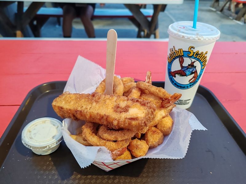 9 California Old-School Fish Markets Where Lunch Comes Wrapped In Paper - Decor Hint Malibu Seafood Fresh Fish Market & Patio Cafe, Malibu