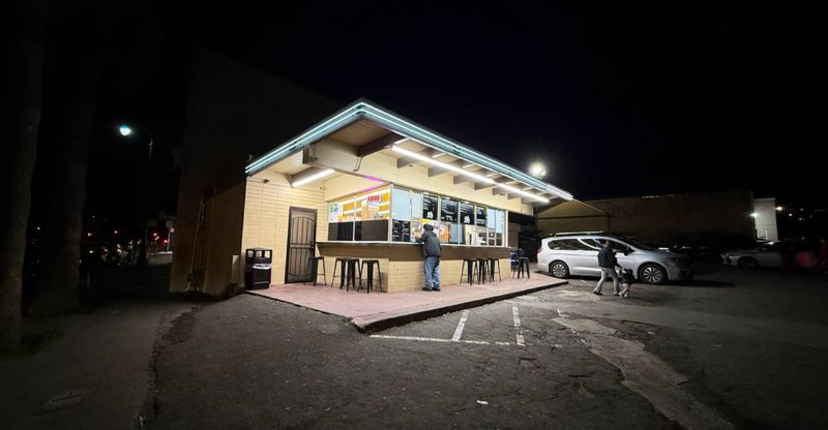 9 Northern California Drive In Restaurants That Still Get The Nostalgia Just Right - Decor Hint