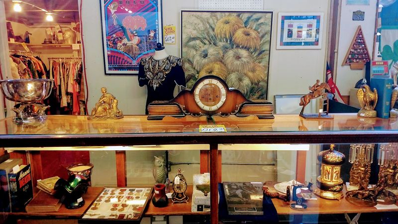 A Spot For Serious Collectors And Casual Browsers