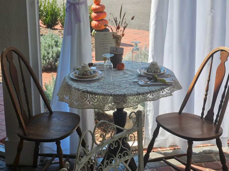 This North Carolina Lavender Farm Serves High Tea Beside The Blooming Fields - Decor Hint Reservation-Only Tea Parties With A Slow Afternoon Feel