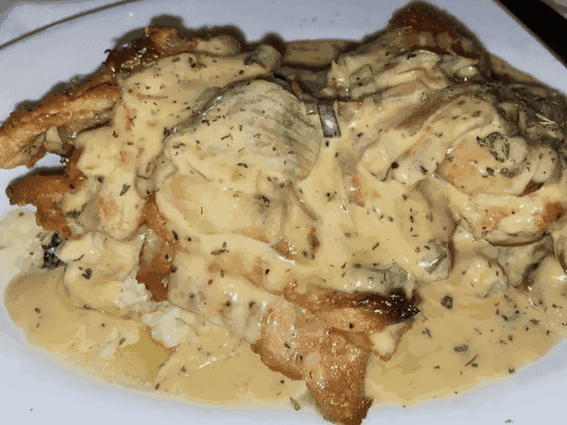 Kentucky Hot Brown That Honors the Original With Confidence