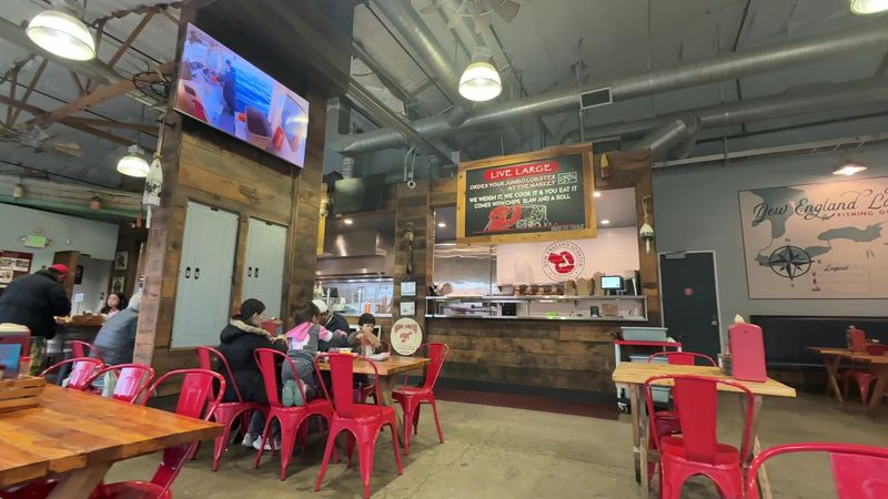 A Market-And-Eatery Setup That Feels Different