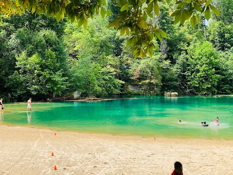 The Most Breathtaking White Sand Beach In Kentucky Isn't Where You'd Expect - Decor Hint The Peaceful, Off-The-Beaten-Path Atmosphere That Recharges You