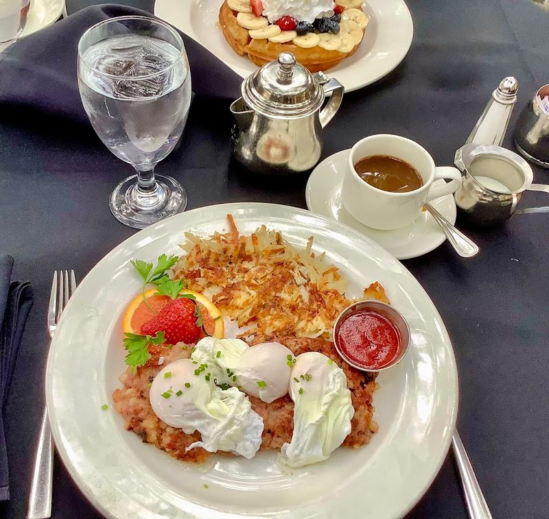 What To Expect From The Breakfast And Brunch Experience