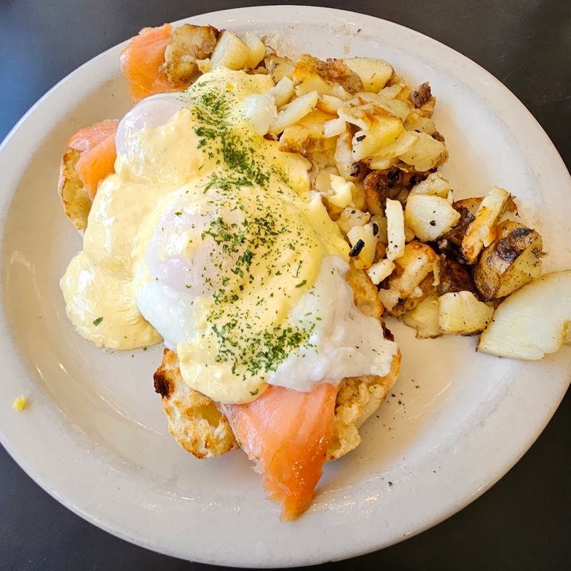 Why This Diner Earns A Return Visit Every Single Time