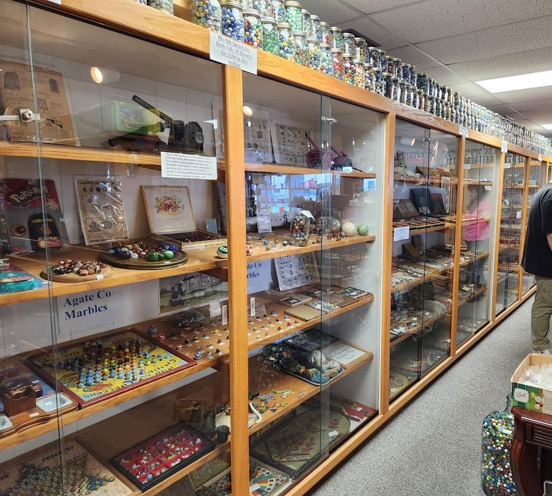 Lee's Legendary Marbles and Collectables, York