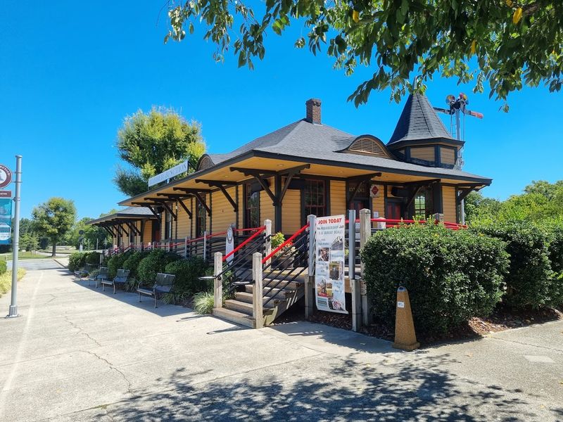 This 60-Acre North Carolina Train Museum Lets Visitors Ride Vintage Rails Through A Historic Repair Yard - Decor Hint The Gift Shop Experience