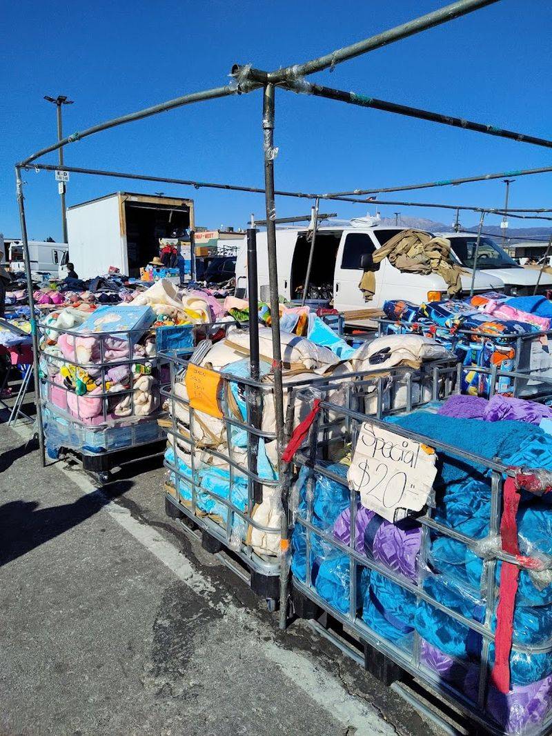 You'll Want To Cancel Your Warehouse Card After Visiting This Massive Swap Meet In California - Decor Hint A 25-Year Track Record That Speaks For Itself