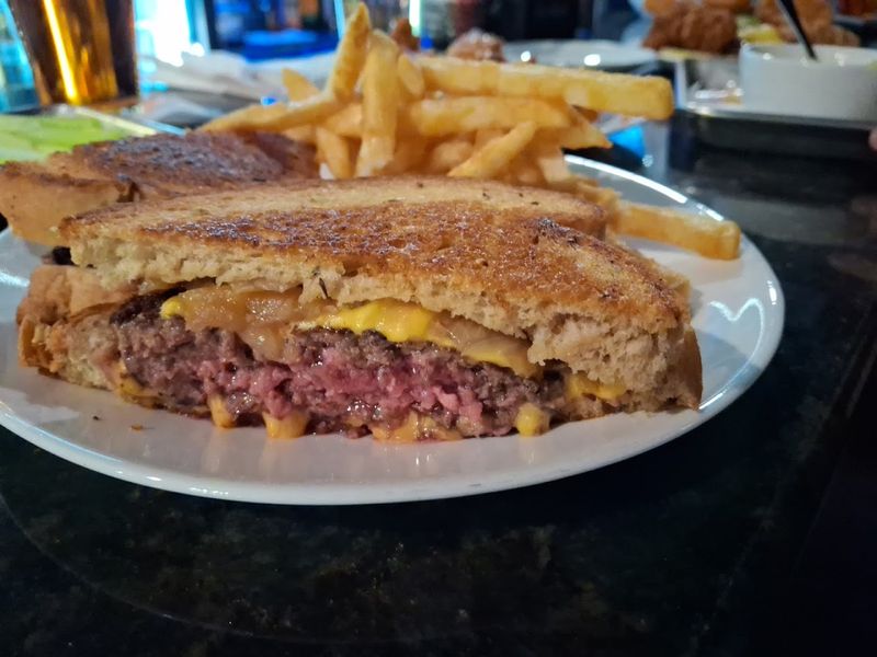 Sportsmans Grille Williamsburg