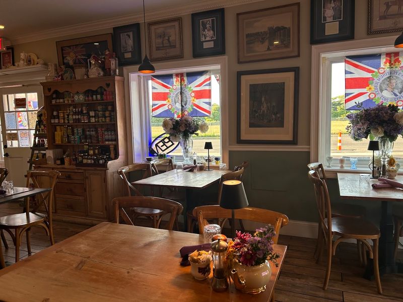 Gruel Britannia, Fairfield