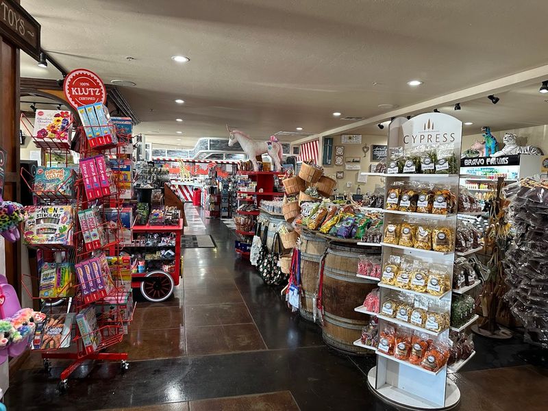 9 California Roadside Stops Where The Gift Shop Is Oddly Hard To Leave Empty-Handed - Decor Hint Bravo Farms Kettleman City