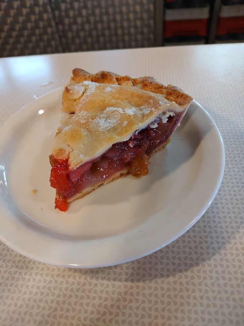 The Mom-And-Pop Restaurant In Nebraska That Locals Say Has The State's Best Homemade Pies - Decor Hint The Legendary Homemade Pies That Put Tommy's On The Map