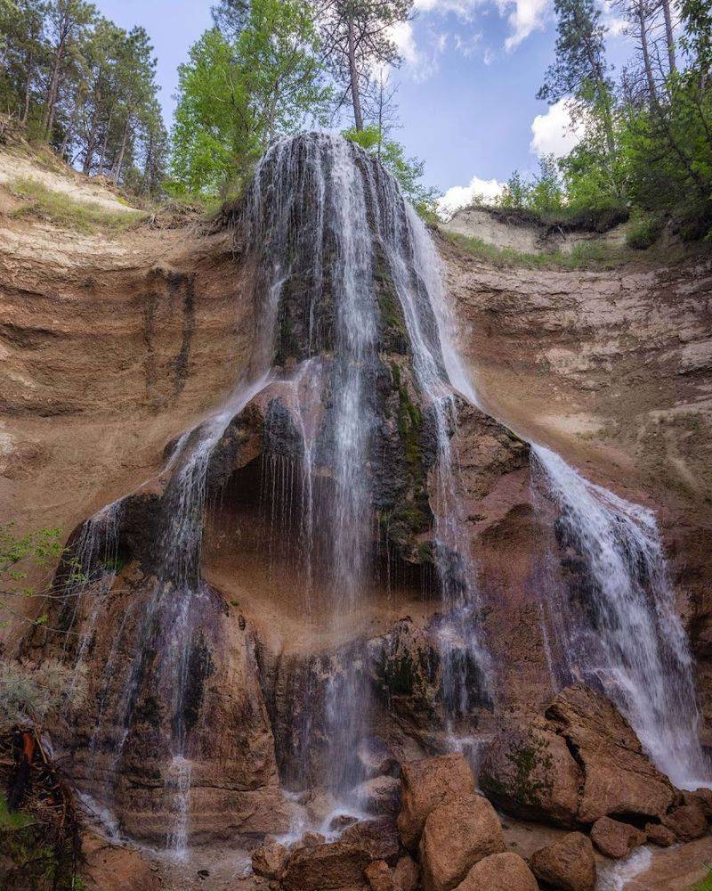 This Small But Stunning State Park In Nebraska Is Too Beautiful To Keep Secret - Decor Hint Spring-Fed Water Creates A Uniquely Cool Microclimate